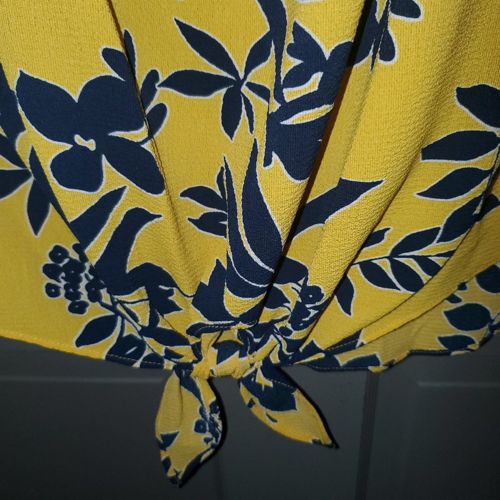 Blouse - Picture 3 of 3